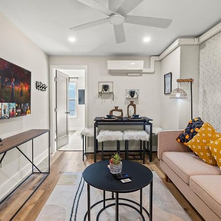 1 Bedroom Passyunk Ave Stunner- Perfect Location Филадельфия Экстерьер фото